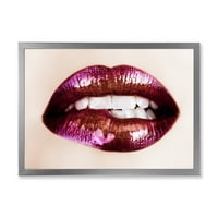 DesignArt 'Зголемување на модерните рамки на уметнички печати на Purple Female Lips'